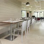 钟楼南特中央圣雅克酒店 3* 南特