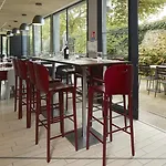 钟楼南特中央圣雅克酒店 酒店 南特