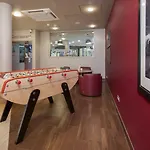 钟楼南特中央圣雅克酒店 酒店