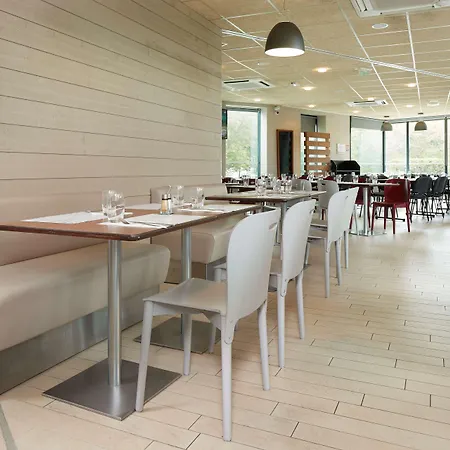 Szálloda Campanile Centre - Saint Jacques 3*