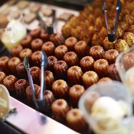 Campanile Centre - Saint Jacques Hotel