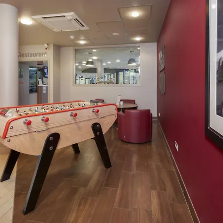 Campanile Centre - Saint Jacques Hotel