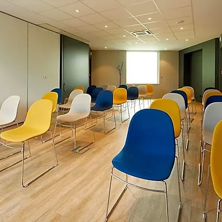 Campanile Centre מלון