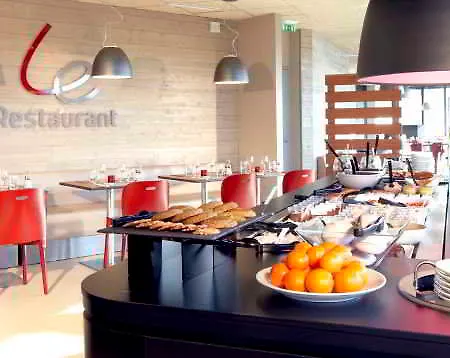 Hotel Campanile Centre - Saint Jacques