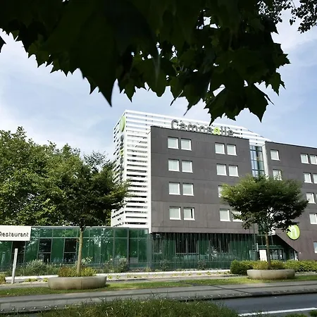 Campanile Centre - Saint Jacques Hotel