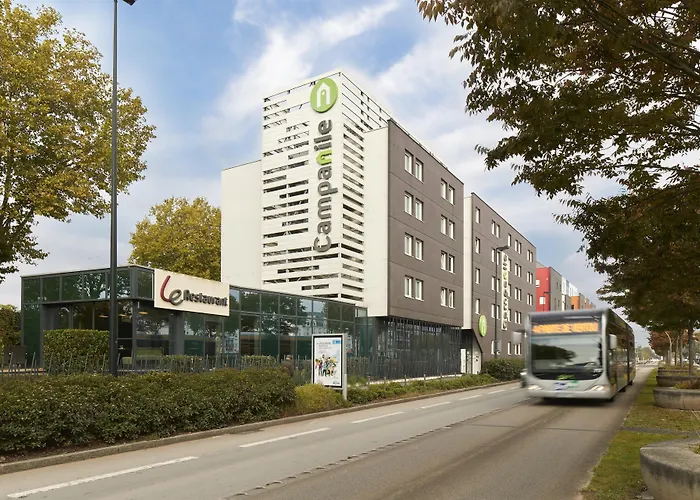 Hotel Campanile Centre - Saint Jacques 3*