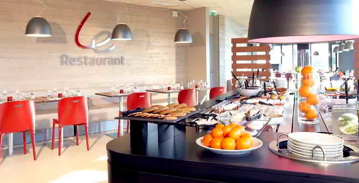 Hotel Campanile Centre - Saint Jacques