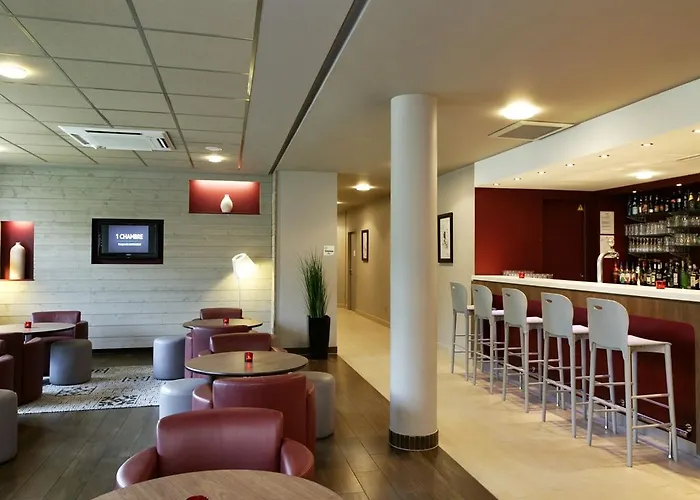 Otel Campanile Centre - Saint Jacques 3*