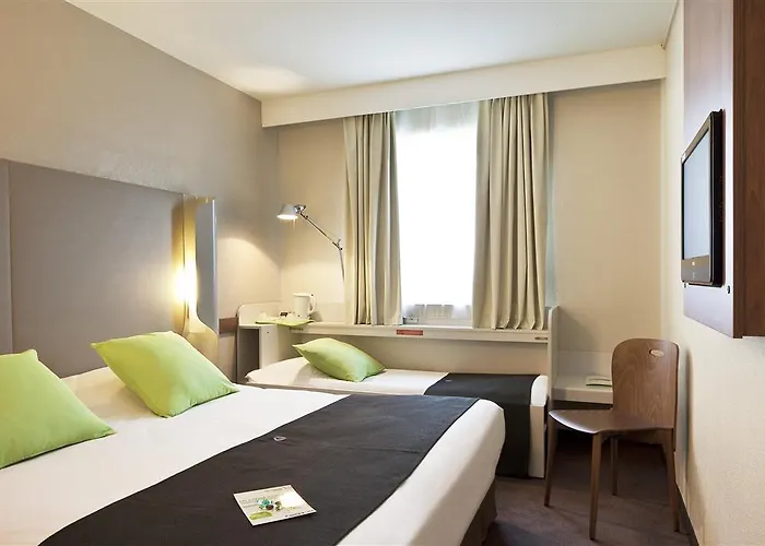 Campanile Centre - Saint Jacques Hotel