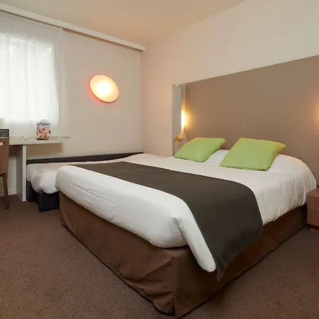 Campanile Centre Hotel 3*