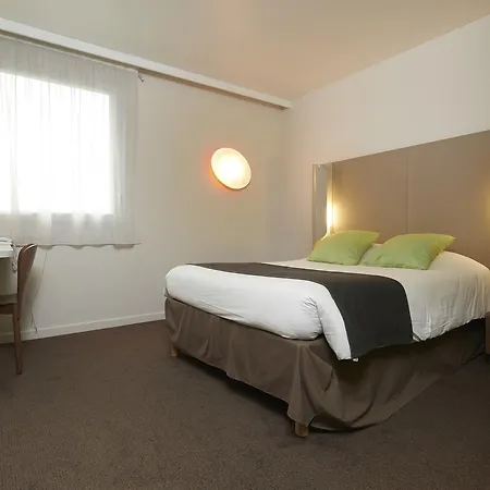 Szálloda Campanile Centre - Saint Jacques 3*