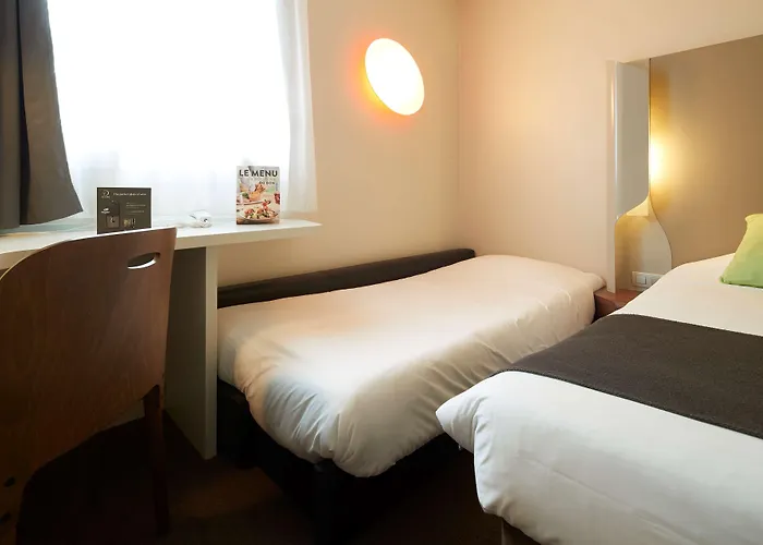 Hotell Campanile Centre - Saint Jacques